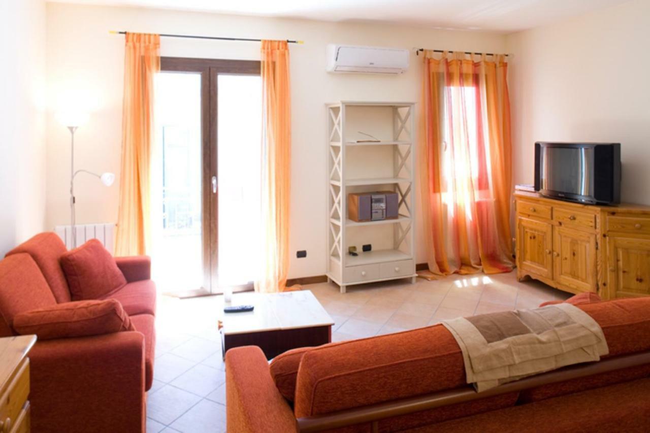 Case Vacanza Cipriano Spacious Apartment And Cosy Studio Monolocale Torretta  外观 照片